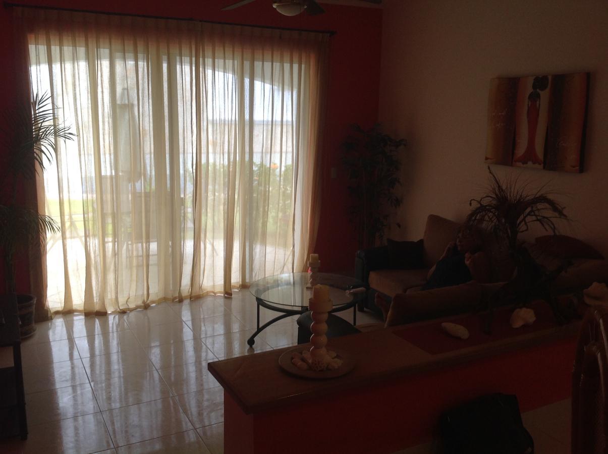 Casa Pili Bed & Breakfast Playa del Carmen Exterior photo