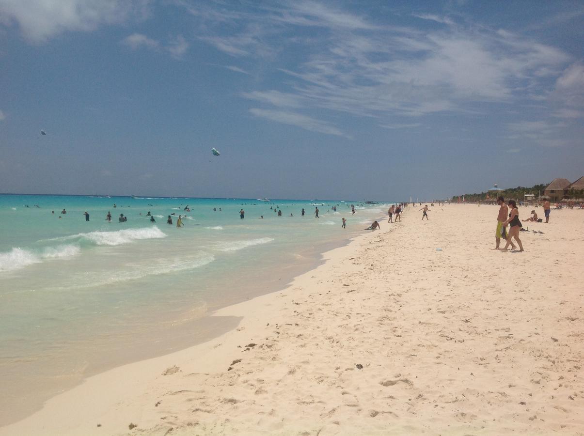 Casa Pili Bed & Breakfast Playa del Carmen Exterior photo