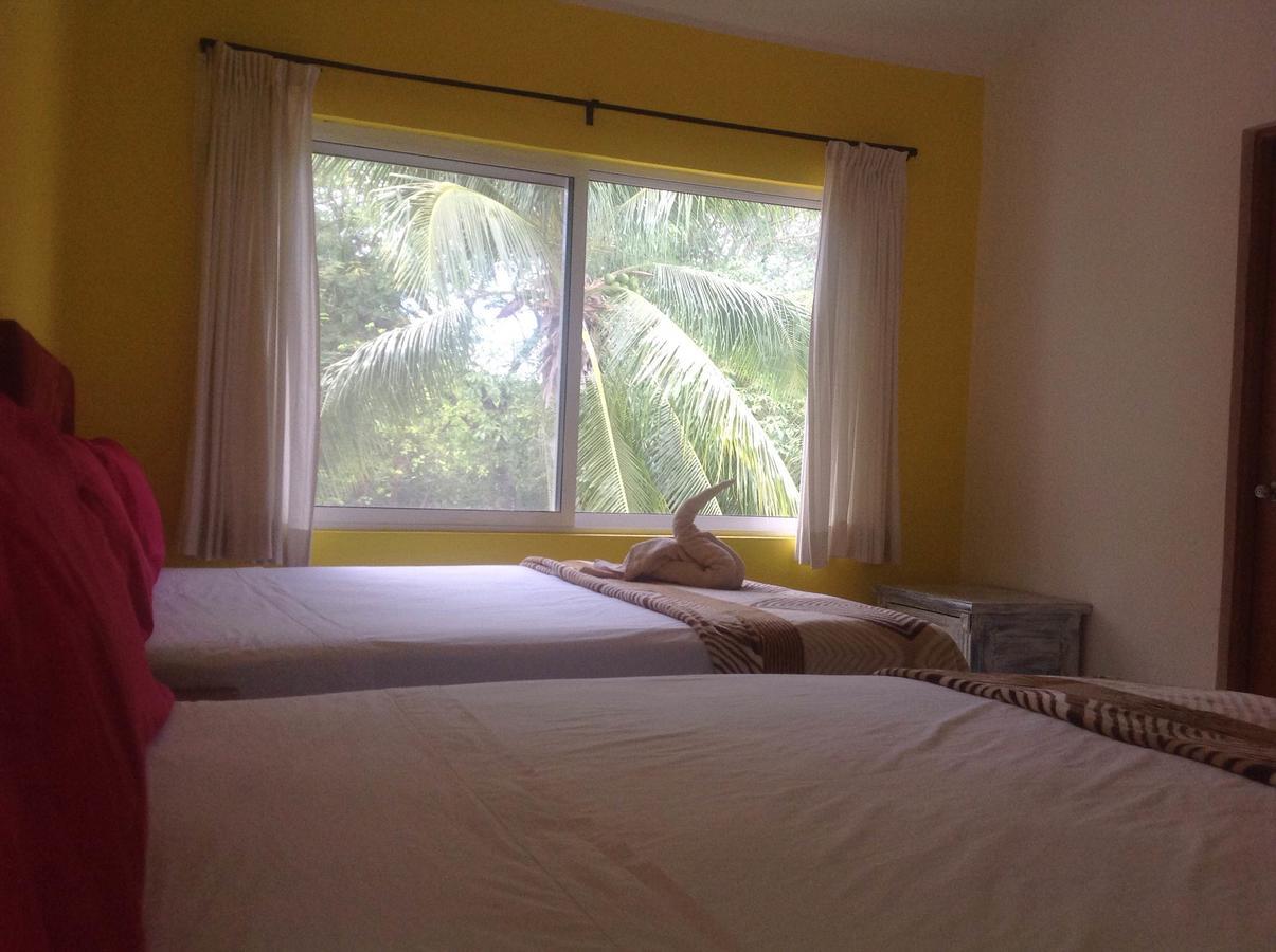 Casa Pili Bed & Breakfast Playa del Carmen Exterior photo