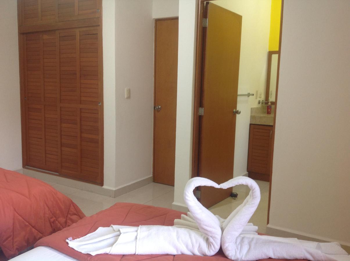 Casa Pili Bed & Breakfast Playa del Carmen Exterior photo