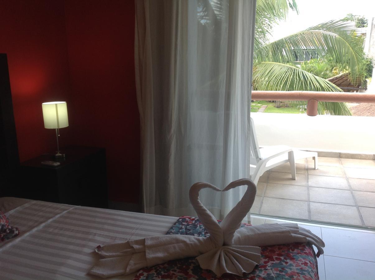 Casa Pili Bed & Breakfast Playa del Carmen Exterior photo